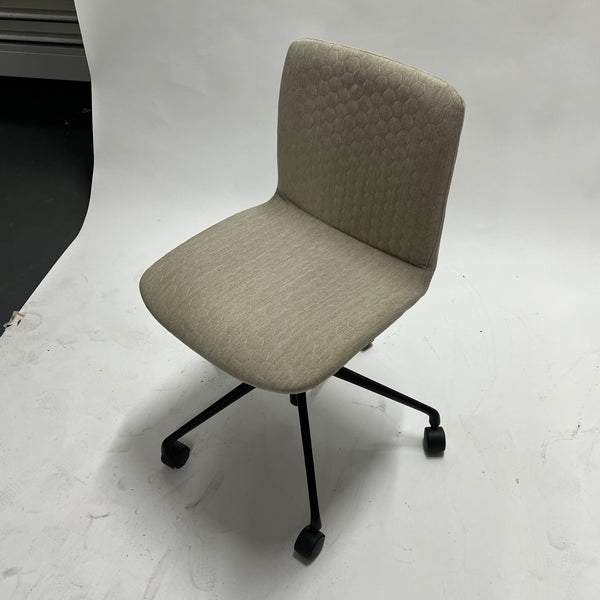 Kaaria Task Chair