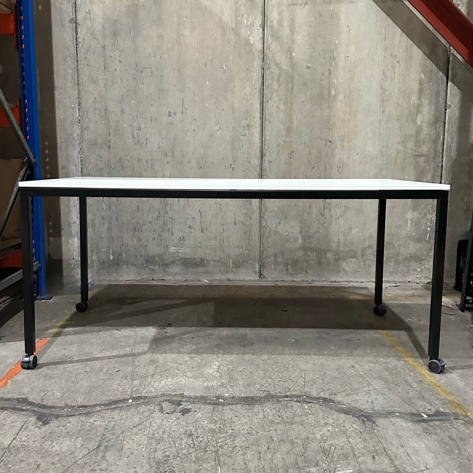 Pre-loved Slim Series Table – Koskela