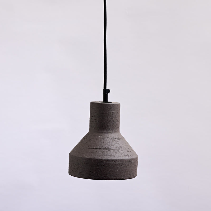 Ceramic Licht Pendant - Terra Series - Large (Malcolm Greenwood) - Black