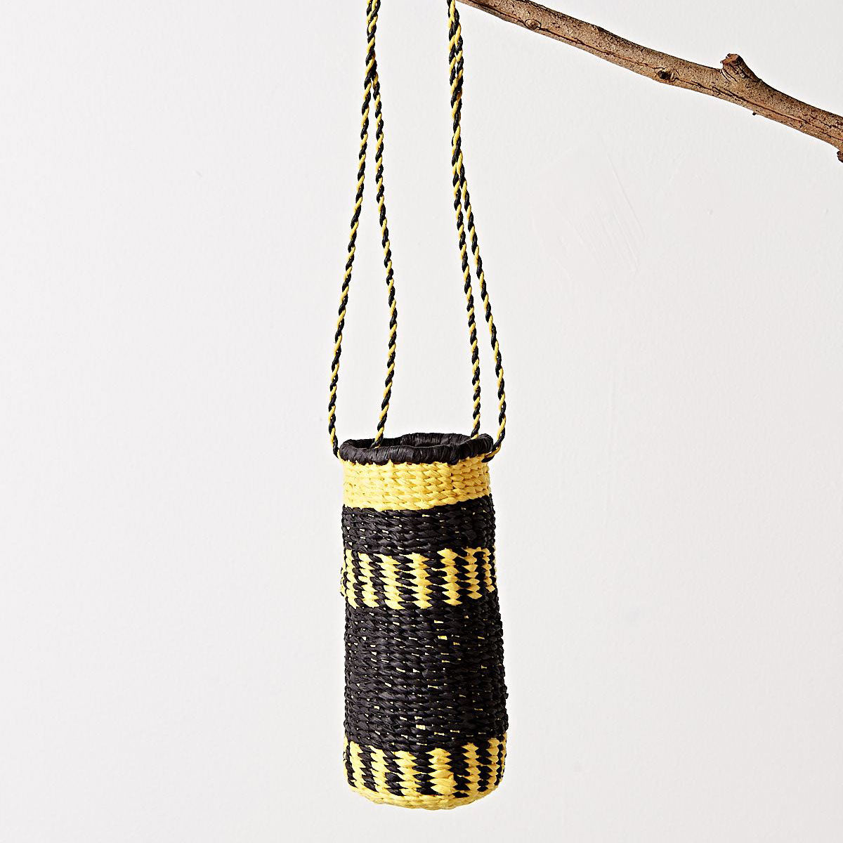 Yinarr Maramali- Bilaarr Waygal (Yellow-tailed Black Cockatoo Dilly Bag) by Lorelle Munro